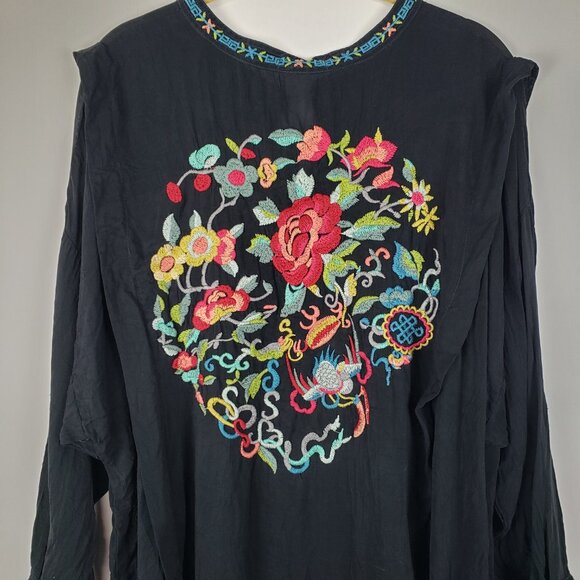 Johnny Was Embroidered Popover Top Black Rayon Multicolor Floral Womens Size 1X - Picture 10 of 12